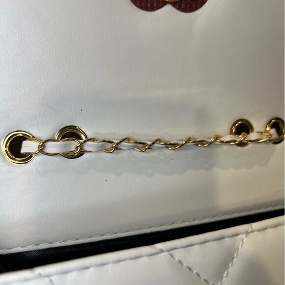 Quilted Vegan Leather Crossbody Bag - Picture 6 of 6